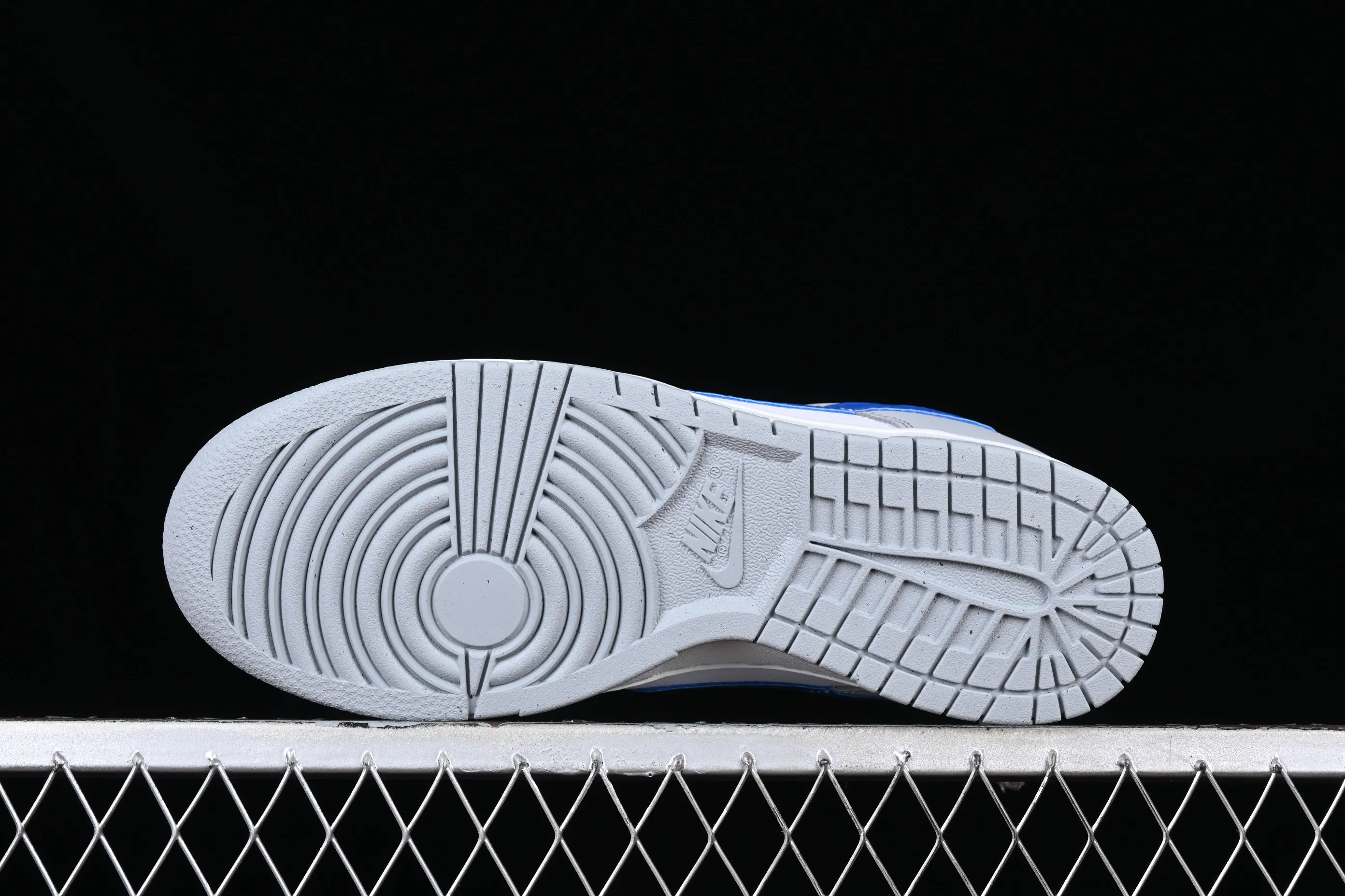 All categories Nk SB Dunk series Nk SB Dunk Low low-top sneakers Nk Dunk Low "Grey Royal Blue" white gray blue low-top casual sports skateboard shoes FN3878-001